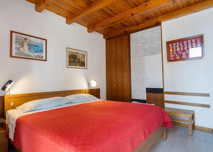 Rustica Apartamento *