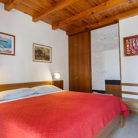 Rustica Apartment *