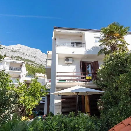 Apartment Rustica Baska Voda